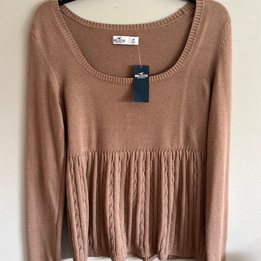 NEW WITH TAGS HOLLISTER SHIRT ♥️